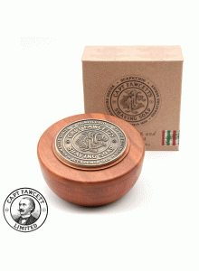 Сапун за бръснене от бръснарницата на Ал Капоне със смокиня, маслина и ром - Scapicchio в дървена купа от Captain Fawcett